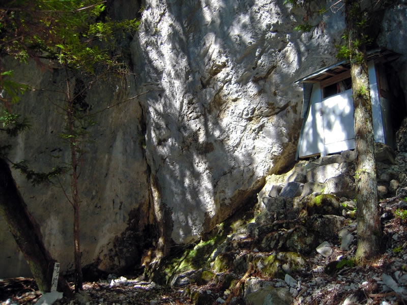 平家の岩屋の画像